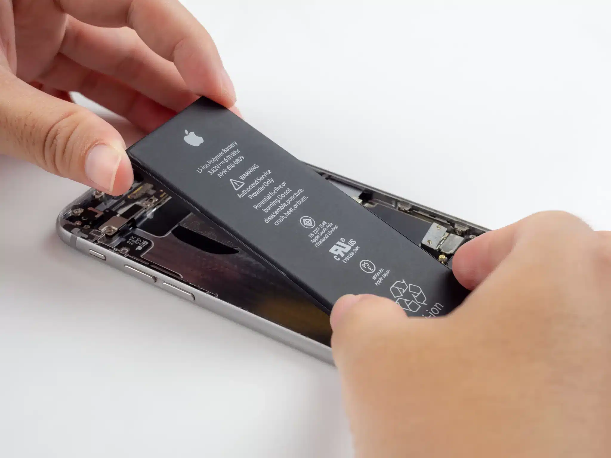 Réparation de batterie téléphone Rennes Gévezé